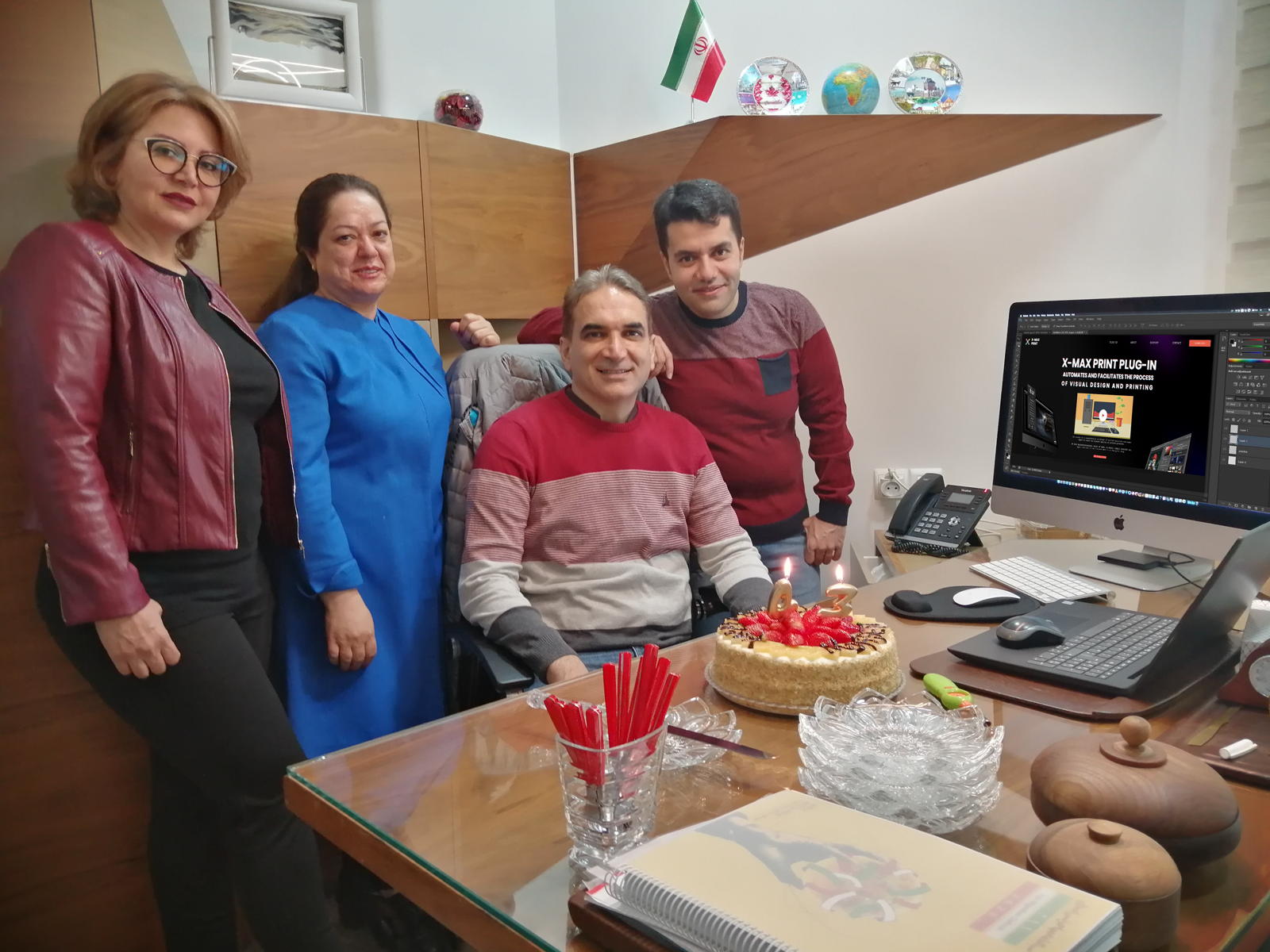 The X-MAX Print team celebrating together